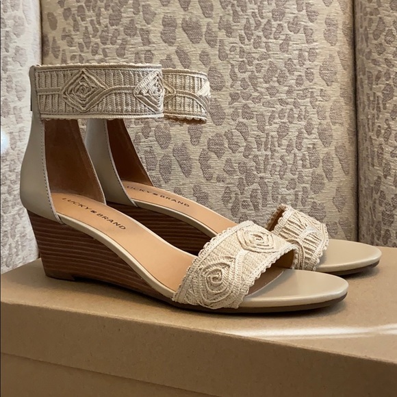 Lucky Brand Shoes - Lucky Brand Nude Joshelle Sandals Wedges NWT